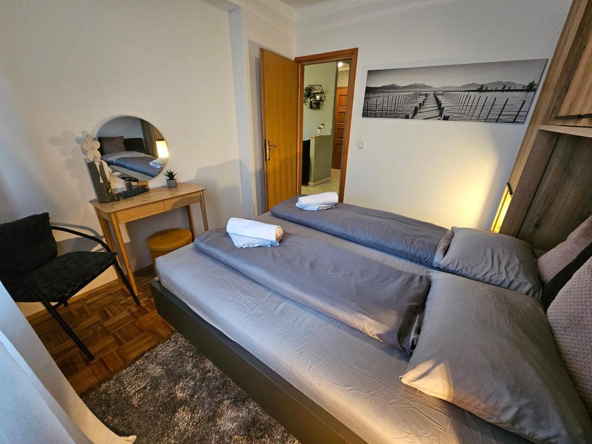 Apartment Gloria *